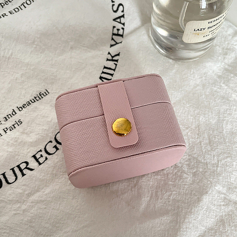 Liten elegant smyckesask i läder - Perfekt för ringar & örhängen