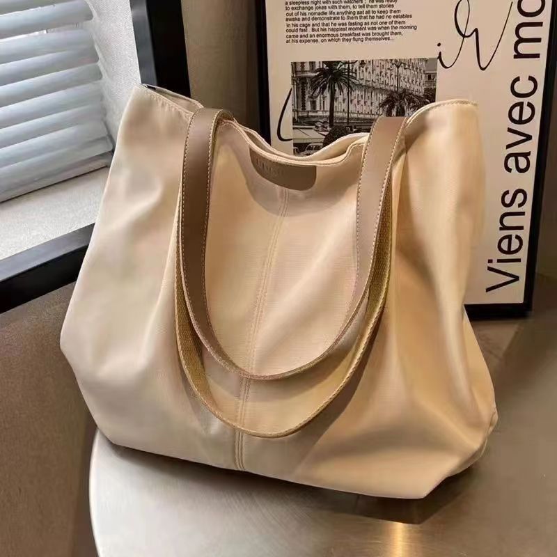 Elegant handväska👜